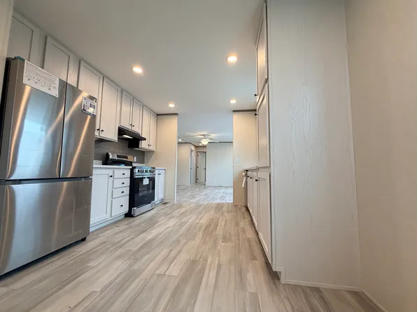 4000 E 134th St #1020, Chicago, IL 60633