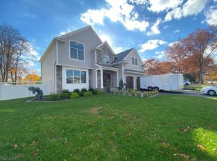 19 Duncan Ave, Pequannock, NJ 07440