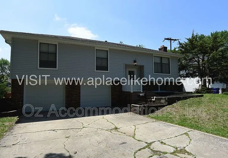 1105 W Elm Ter — Photo 23