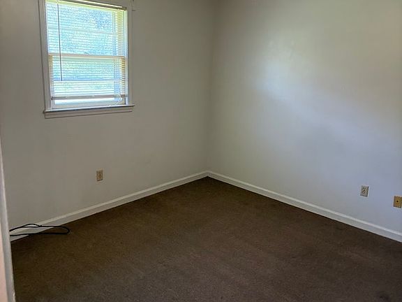 5th image of 700-796 N College Dr #3