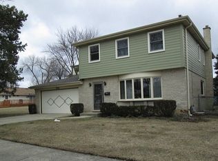 5524 Main St, Morton Grove, IL