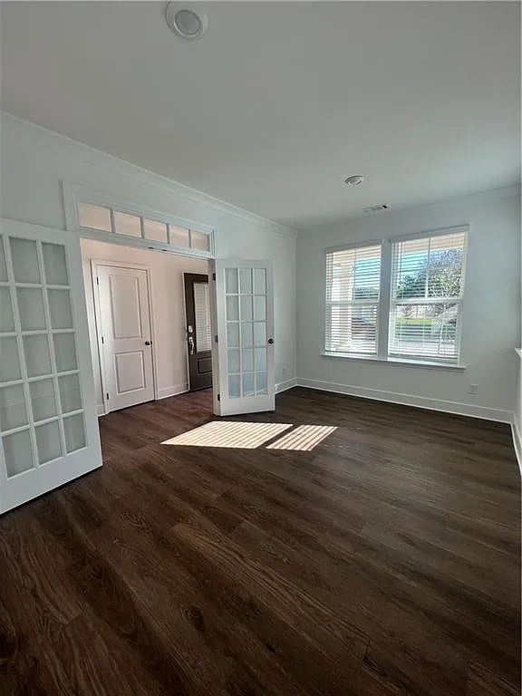 4 bed, 2.5 bath, 2469 sqft, $2,650 — Photo 4