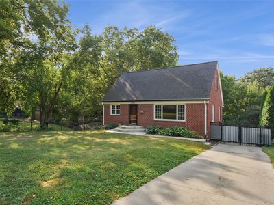 5120 Robertson Dr, Des Moines, IA, 50312