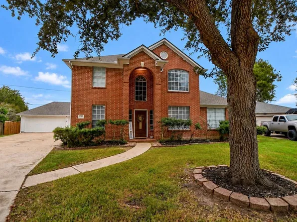1120 Hidden Oaks Dr, League City, TX 77573