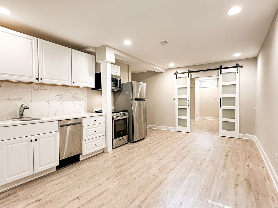 Open Livingroom dining and kitchen