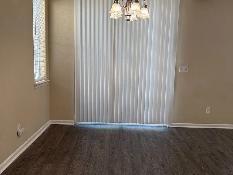 2348 La Villa Way — Photo 4