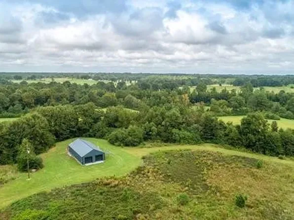 3024 Gibson Rd, Magnolia, MS 39652