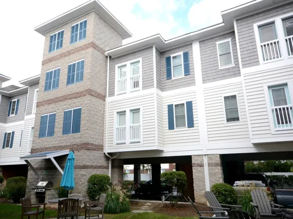 7922 Shore Dr, Norfolk, VA