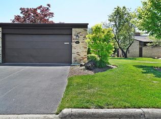 1695 Arlingate Dr N, Columbus, OH 43220