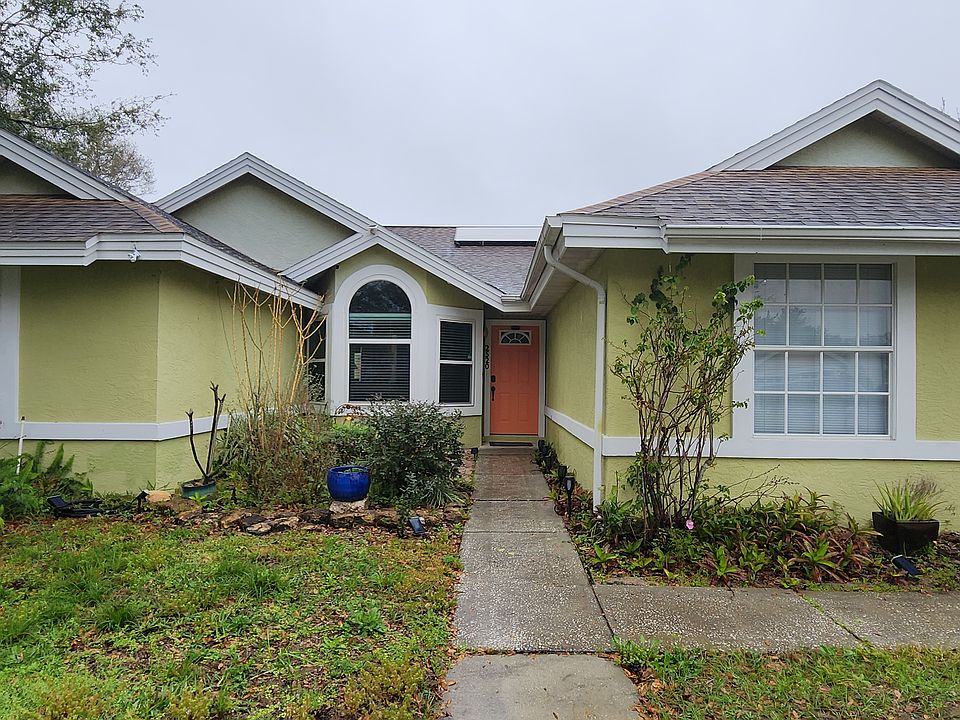 1st image of 2520 Dovetail Dr