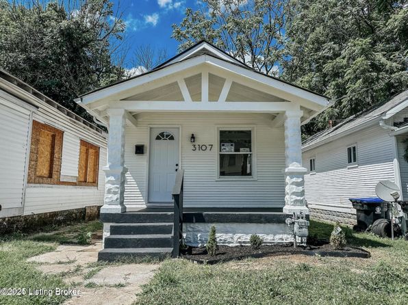 3107 Greenwood Ave