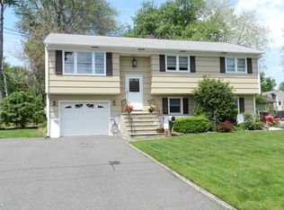 60 Midvale Ave, Lake Hiawatha, NJ 07034
