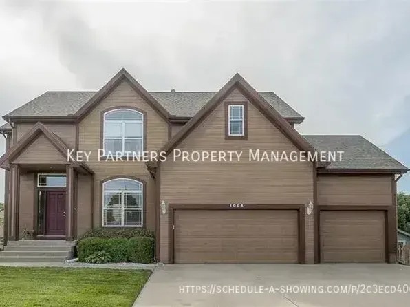 1004 NW 113th St, Kansas City, MO 64155