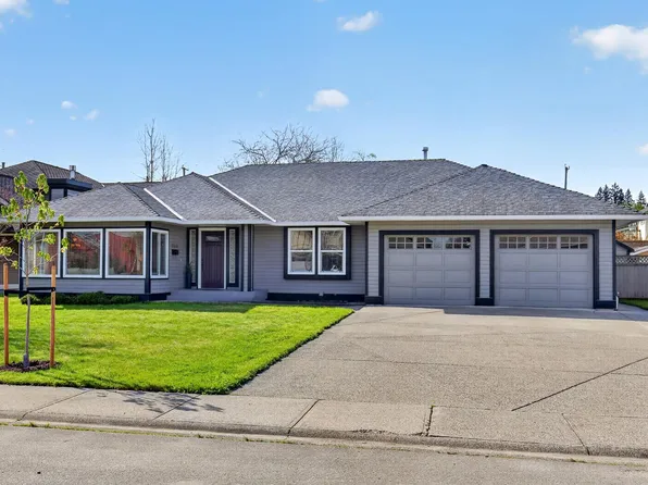 21454 48a Ave, Langley, BC V3A 9E5