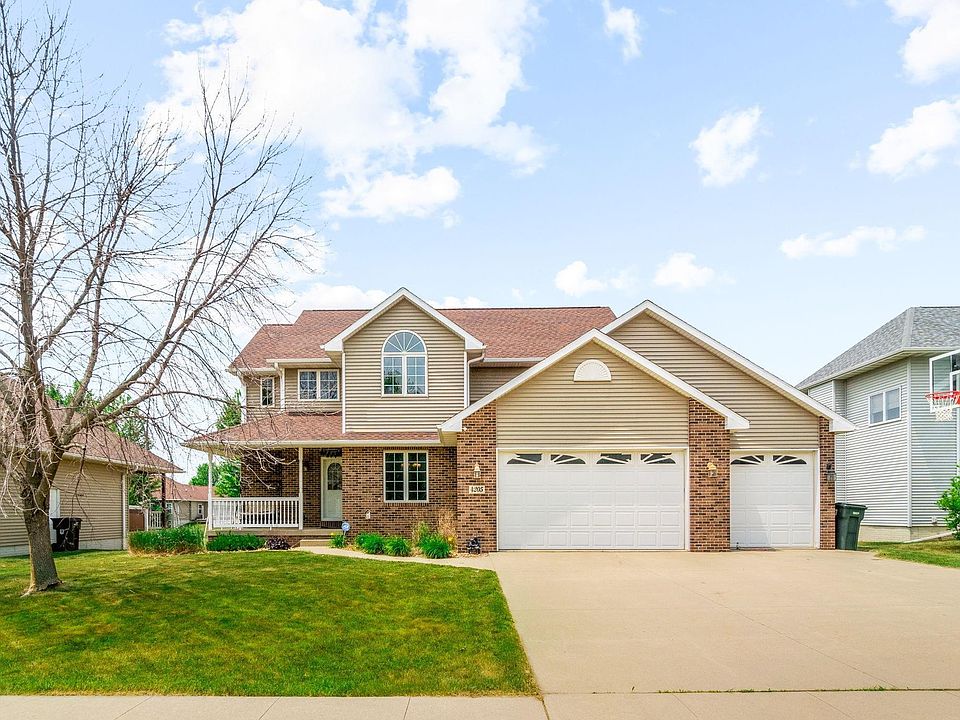 1st image of 4205 Carlton Dr