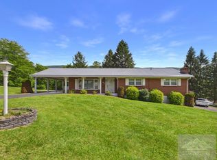 309 Hawthorn St, Bluefield, VA 24605