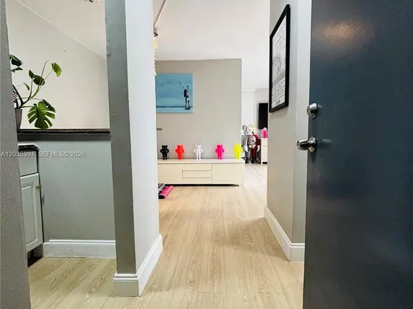 1255 Collins Ave APT 208, Miami Beach, FL 33139