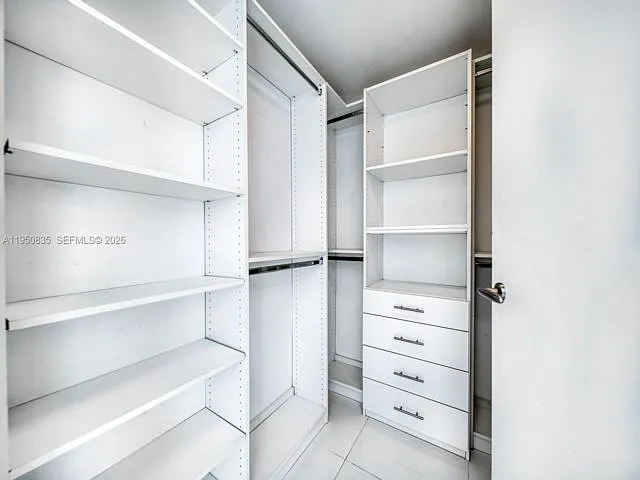 200 Biscayne Boulevard Way #4411 — Photo 14