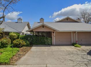 3046 W Queens Cir, Merced, CA 95340