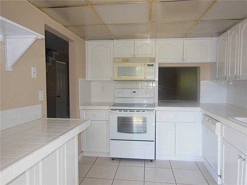 1st image of 8621 SW 137th Ave #000