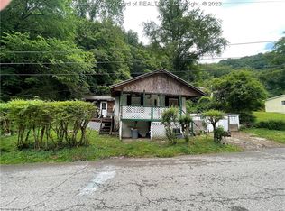 177 E Point Dr, Charleston, WV 25311