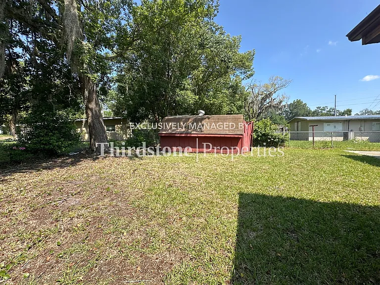 1038 La Marche Dr — Photo 22