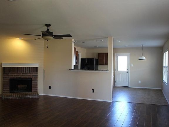 5th image of 7036 Derbyshire Dr