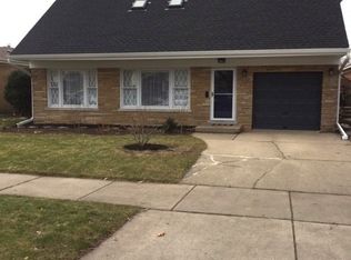 8614 Harding Ave, Skokie, IL 60076