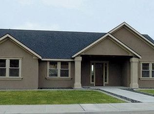 356 Soaring Hawk St, Richland, WA