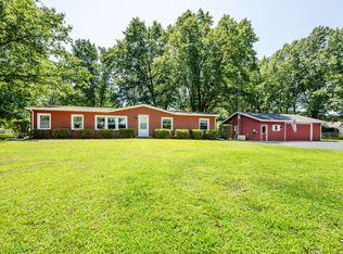 1698 E Nickerson Ave, Benton Harbor, MI 49022