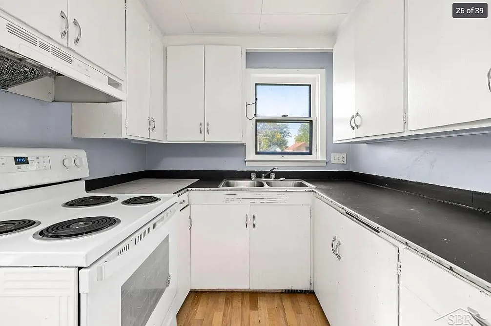 515 N Harrison St — Photo 1