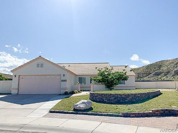 3rd image of 1098 Canyon Cove Dr