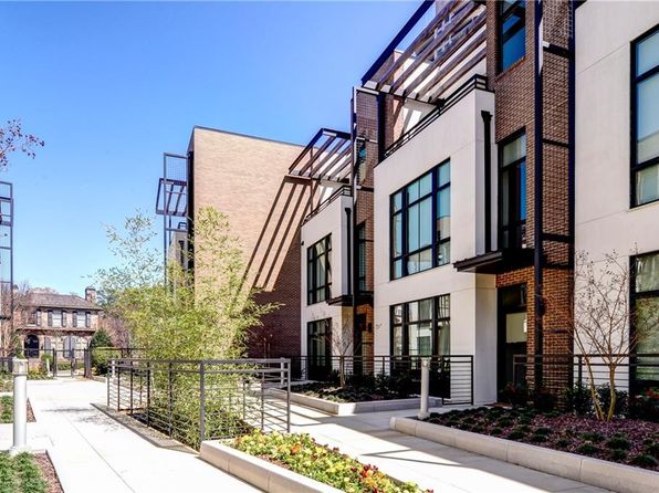 721 Longleaf Dr NE Unit 9