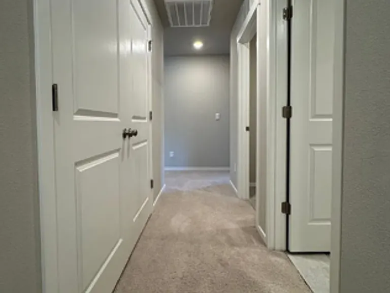 2906 Longhorn Loop — Photo 9