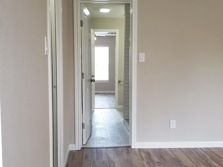 951 Reverend B J Lewis Dr #B — Photo 24