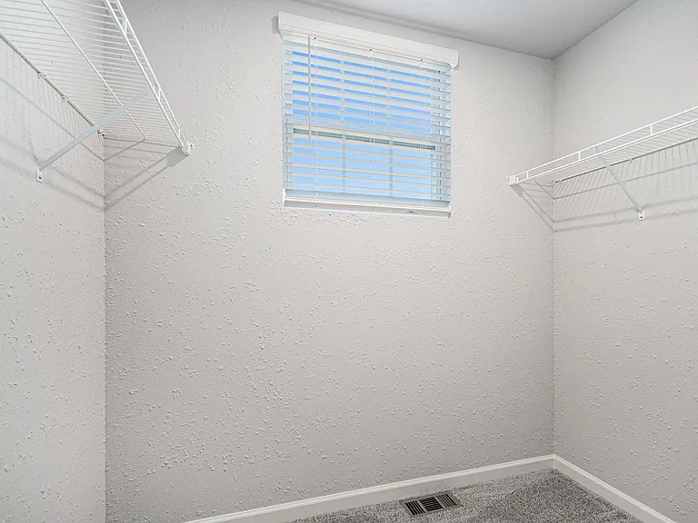 730 Marcoux Ave — Photo 12