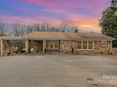 1806 N Cannon Blvd, Kannapolis, NC, 28083