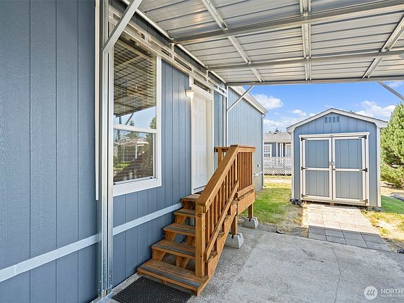 3rd image of 222 Maple Avenue NW #23
