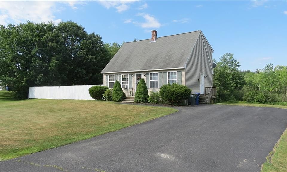 1st image of 32 Rose Wood Drive