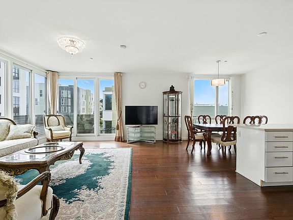 2nd image of 50 Jerrold Ave #0
