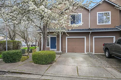 908 SW 175th Ter Photo 1