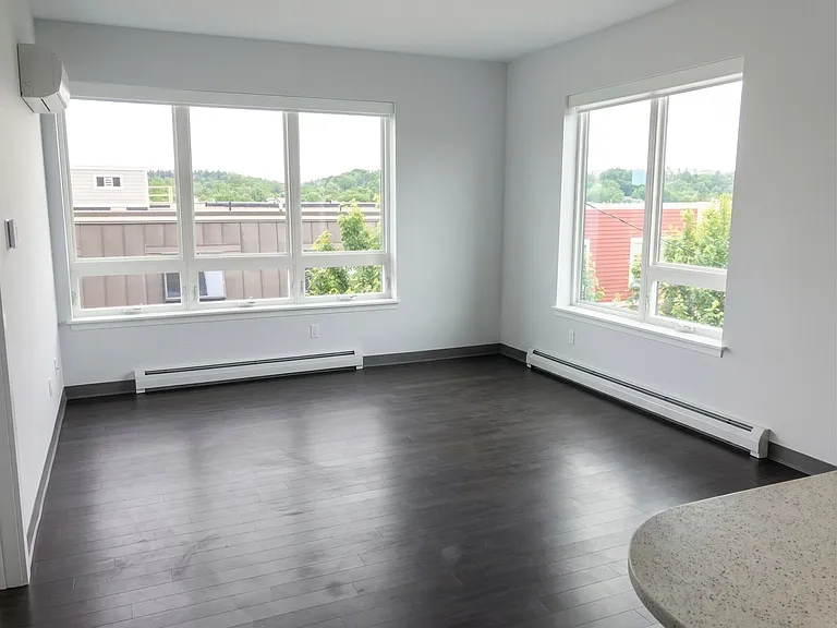 City Lights Modern, Luxury Living in Downtown Winooski — Photo 26