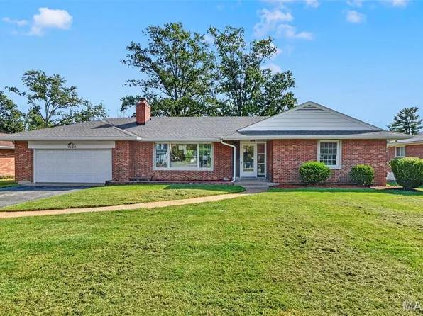 1506 Starling Dr, Saint Louis, MO 63126