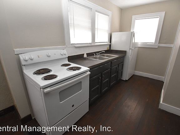 4th image of 1337 Miner St