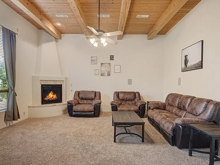 8860 Desert Fox Way NE — Photo 5