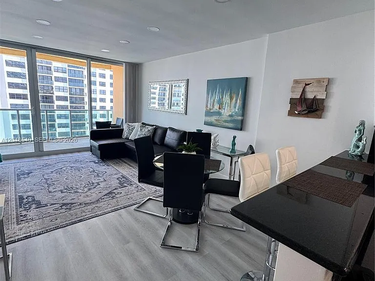2501 S Ocean Dr #Penthouse 05 — Photo 19