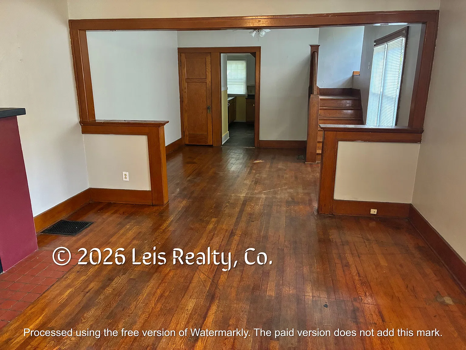 1934 Catalpa Drive - 1934 — Photo 2