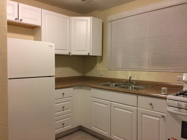 915 Chartiers Ave #4 — Photo 8