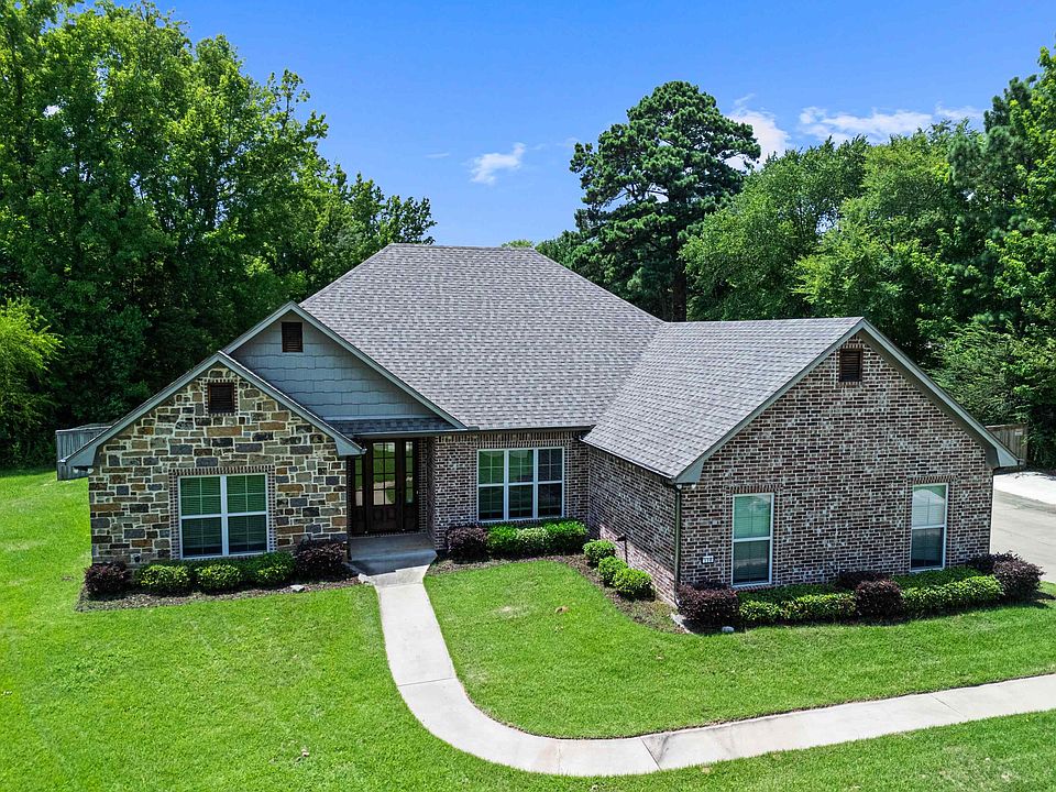 1st image of 110 Hidden Creek Ln