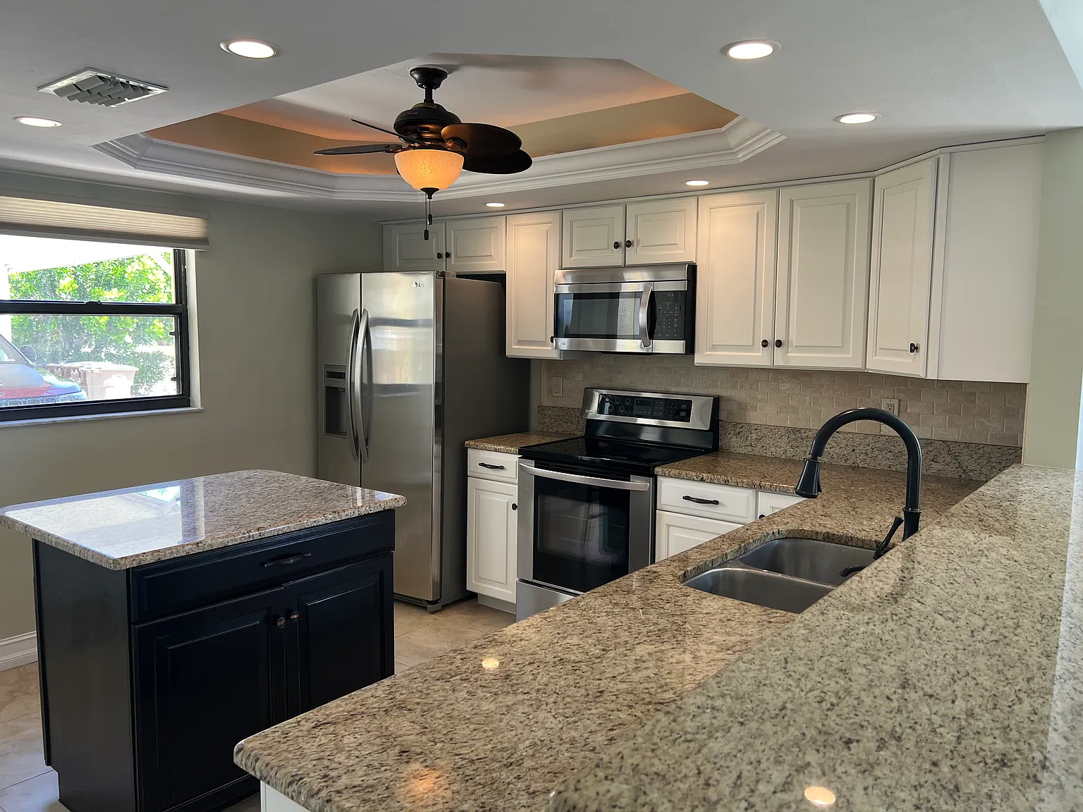 2 bed, 1396 sqft, $2,000 — Photo 4